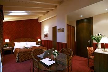 Savoia Hotel Country House Bologna Via San Donato 159-161