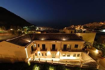 Cerri Hotel Castellammare del Golfo Via Mascagni, 2