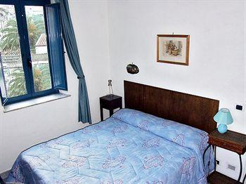 Astro Sul Mare Apartment Cefalu Via Lungomare Giardina, 9