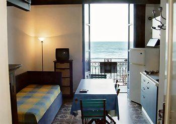 Astro Sul Mare Apartment Cefalu Via Lungomare Giardina, 9