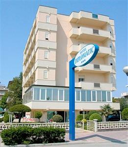 Diplomatic Hotel Cervia Lungomare Deledda 114