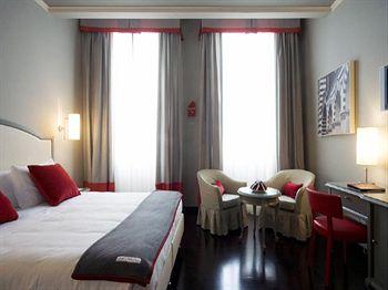 Hotel Rosso 23 Florence Piazza Santa Maria Novella 23