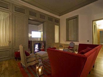 Hotel Rosso 23 Florence Piazza Santa Maria Novella 23