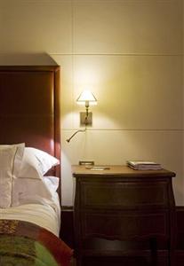 Hotel L'Orologio Florence Piazza Santa Maria Novella 24