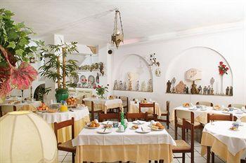 Hotel Villa Mora Via Naxos, 47