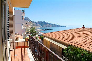 Villa Mora Hotel Giardini Naxos Via Naxos, 47