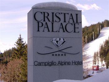 Cristal Palace Hotel Pinzolo Via Cima Tosa 104/A