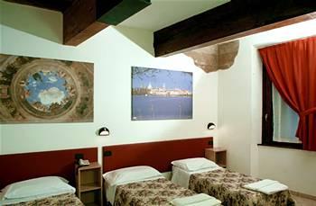 ABC Comfort Hotel Mantua Piazza Don Leoni, 25/27