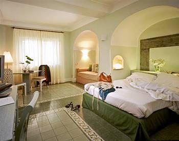 Costantinopoli 104 Hotel Naples Via Santa Maria di Costantinopoli 104