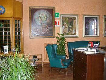 Moderno Hotel Palermo Via Roma 276