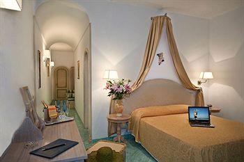 Royal Prisco Hotel Positano Via Pasitea 102