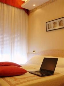 Hotel Royal Plaza Rimini Viale Trieste 22