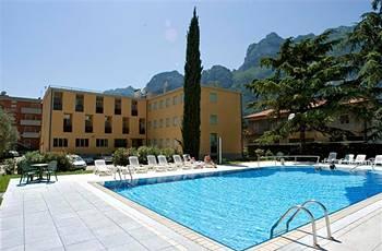 Gardesana Hotel Riva del Garda Via Brione 1