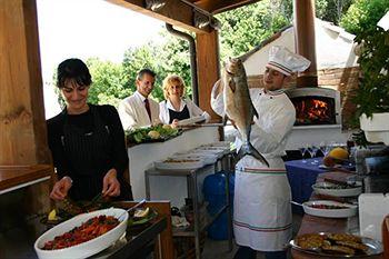 Hotel Pietrenere Rodi Garganico Località Pietre Nere - Litoranea Rodi Garganico-San Menaio