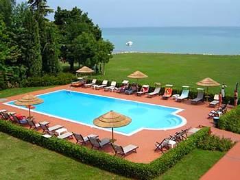 Yachting Mistral Hotel Sirmione Via Verona 19