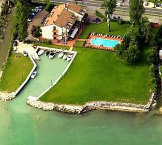 Yachting Mistral Hotel Sirmione Via Verona 19