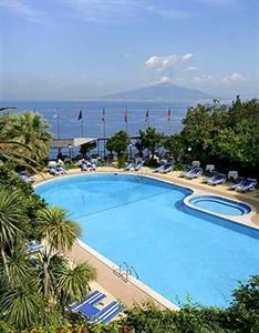 Grand Hotel Royal Sorrento Via Correale 42