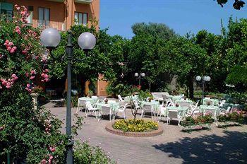 Hotel Girasole Sorrento Corso Italia 302