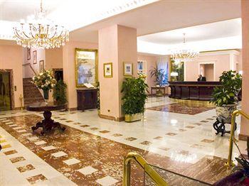 Hotel Continental Sorrento Piazza della Vittoria 4