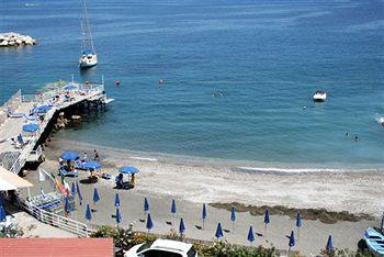 Hotel Baia di Puolo Massa Lubrense Via Marina di Puolo 10