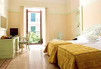 Europa Palace Grand Hotel Sorrento Via Correale 34