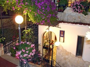 Hotel Condor Taormina Via Dietro Cappuccini 25