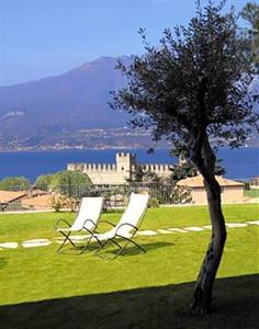 Residence Ca Del Lago Torri del Benaco Via Gabriele d'Annunzio 17