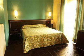 Campidoglio Hotel Turin Via Corio 11