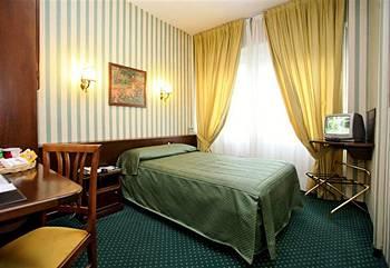 Cristallo Hotel Turin Corso Traiano 28/9