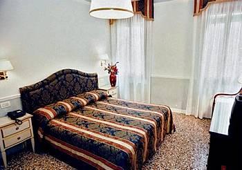 Hotel Al Piave Venice Calle Rugagiuffa Castello 4838/40