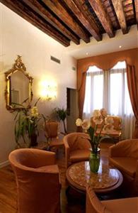 Hotel Locanda Canal Venice Castello 4422 C