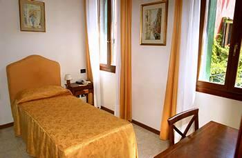 Hotel Iris Venice San Polo 2910/a