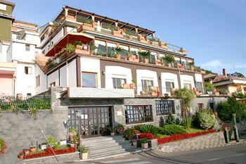 Hotel Primavera Dell Zafferana Etnea via Cassone 86