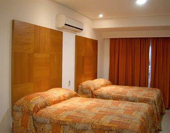 Hotel Suites Gaby Cancun Avenida Sunyaxchen Lote 46 y 47 , Mza 2 Supermanzana 25