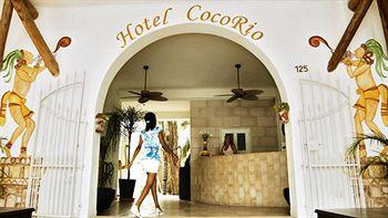 Coco Rio Hotel Playa del Carmen Calle 26 norte entre 5Ao y 10Ao avenida, nAo 125 A