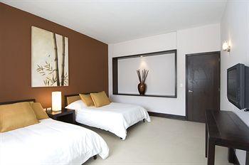 Aldea Thai Resort Playa del Carmen Av. Cozumel Mza. 81 Lote 1, entre Calle 26 y 28, Col. Centro