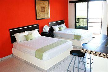 Hotel Maya Turquesa Playa del Carmen Calle 8 Norte Lote 5 entre 10 y 15 Avenida, Colonia Centro