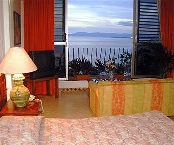 La Siesta Suites Puerto Vallarta Josefa Ortiz de Dominguez y Miramar