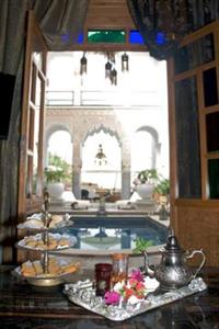 Riad Arabesque Hotel Fez P.O. BOX : 722 Fes Medina