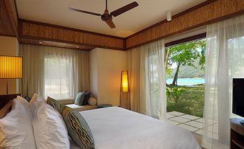 Constance Ephelia Resort Mahe Port Launay