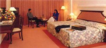 Photo from hotel 'Mahaweli Reach Hotel Kandy'