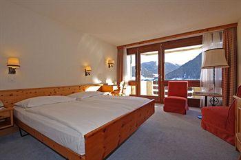 Central Swiss Quality Sporthotel Davos Tobelmuehlestrasse 1