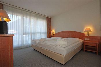 Central Swiss Quality Sporthotel Davos Tobelmuehlestrasse 1