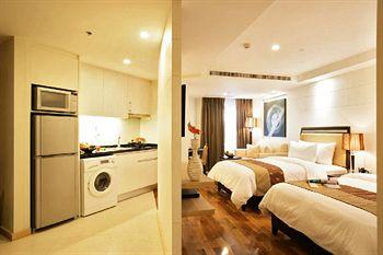 Adelphi Grande Bangkok Apartments 16 Sukhumvit Soi 41