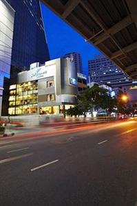 S Sukhumvit Suites Bangkok 403 Sukhumvit Road Klongtoeynuea Wattana