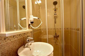 Alaaddin Hotel Istanbul Catalcesme Sok No:20 - Sultanahmet