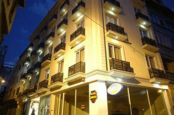 Sembol Hotel Istanbul Mimar Kemaletin Mahallesi Kürkcubası Sokak No 5 Beyazıt