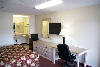 Crystal Inn & Suites Galloway 346 E. White Horse Pike