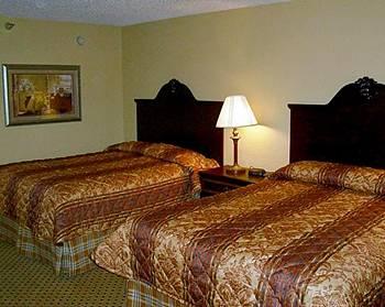 Fifth Season Inn & Suites Amarillo 6801 W Interstate 40