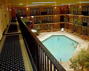 Fifth Season Inn & Suites Amarillo 6801 W Interstate 40